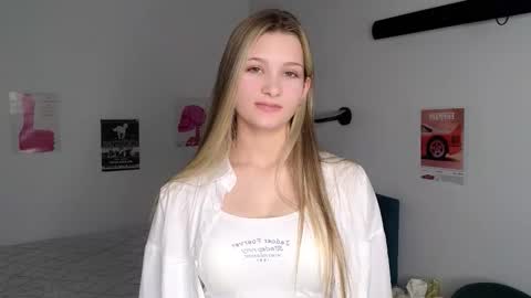 Ruth online show from 09/17/25, 08:43