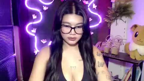 mae online show from 11/06/25, 05:14