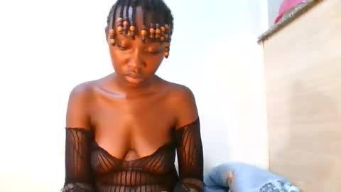 Snapshot of baby_smiler chatting on 05/27/26, 01:57 baby_smiler online show from 05/27/26, 01:57