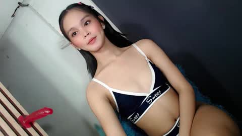 baby_zoexx online show from 09/10/25, 10:21