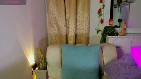 Snapshot of babyandromeda chatting on 05/10/26, 01:11 online show from 05/10/26, 01:11