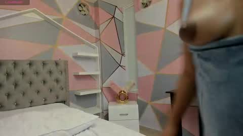 ANGEL online show from 01/11/25, 04:46