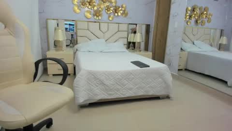 ANGEL online show from 10/12/25, 03:05