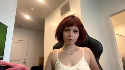 Snapshot of babyblue0194 chatting on 02/14/25, 08:26 babybray online show from 02/14/25, 08:26