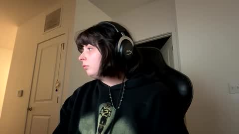 Snapshot of babyblue0194 chatting on 02/08/26, 02:48 babybray online show from 02/08/26, 02:48