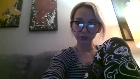 Snapshot of babyboox1 chatting on 12/24/24, 09:17 yasmin blake online show from 12/24/24, 09:17