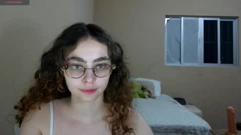 Snapshot of babybunny1428 chatting on 09/10/25, 01:16 Baby Bunny online show from 09/10/25, 01:16