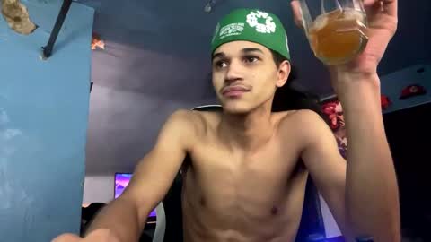 Snapshot of babyd0103 chatting on 12/15/24, 07:57 babyD online show from 12/15/24, 07:57