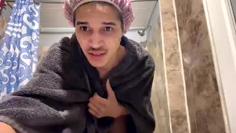 babyD online show from 12/19/25, 08:32