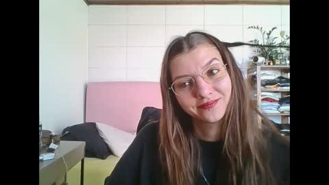 Snapshot of babydemon6 chatting on 10/08/25, 02:04 babydemon6 online show from 10/08/25, 02:04