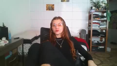 Snapshot of babydemon6 chatting on 10/12/25, 02:05 babydemon6 online show from 10/12/25, 02:05