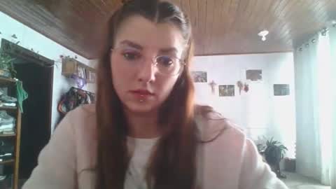 Snapshot of babydemon6 chatting on 10/20/25, 02:39 babydemon6 online show from 10/20/25, 02:39