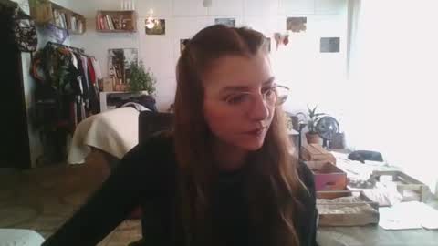 Snapshot of babydemon6 chatting on 10/26/25, 06:14 babydemon6 online show from 10/26/25, 06:14