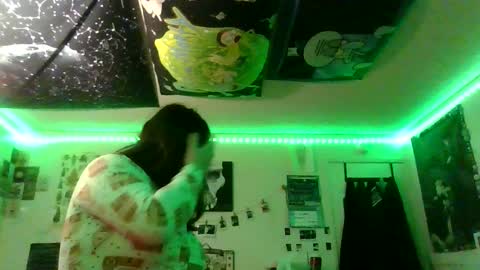 Snapshot of babydollalexiss chatting on 11/29/25, 02:36 babydollalexiss online show from 11/29/25, 02:36