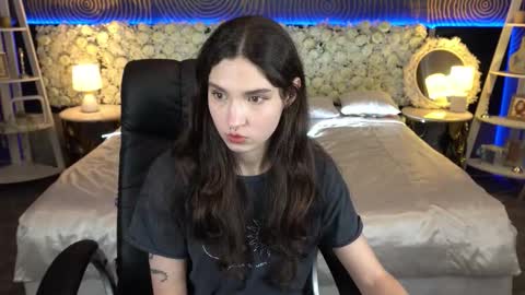 Sasha online show from 01/18/26, 07:39