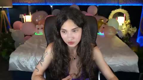 Snapshot of babyflowerr chatting on 07/05/26, 06:59 Sasha online show from 07/05/26, 06:59