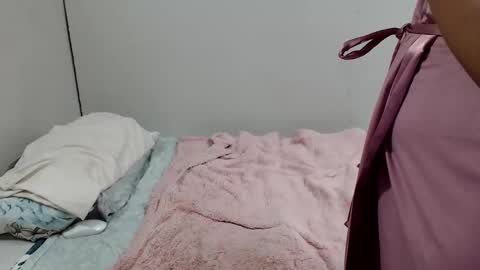 babyleeza online show from 11/21/25, 04:00