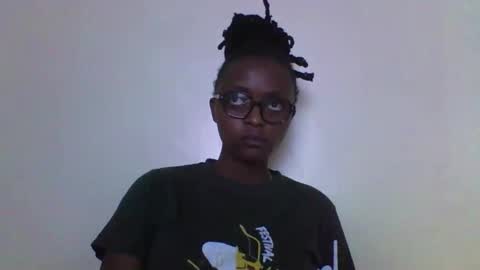Snapshot of babylisah chatting on 04/21/26, 12:22 Babylisah online show from 04/21/26, 12:22