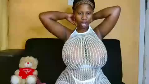 babyluciax online show from 04/13/26, 04:40