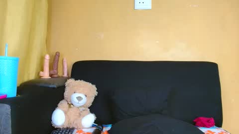 Snapshot of babyluciax chatting on 05/29/26, 08:07 babyluciax online show from 05/29/26, 08:07