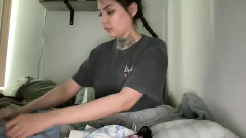 Snapshot of babymarie333 chatting on 05/18/26, 10:48 babymarie333 online show from 05/18/26, 10:48