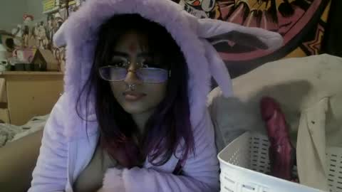 Melody 3 online show from 06/17/26, 04:04