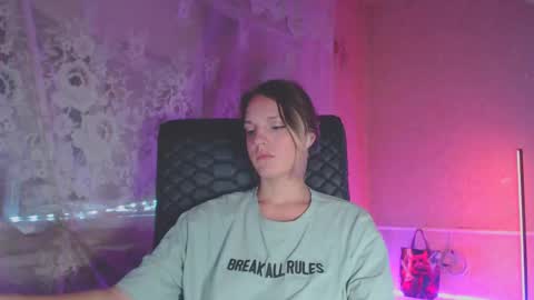 Sonya online show from 09/10/25, 08:09