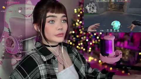 Nika online show from 01/11/25, 02:20