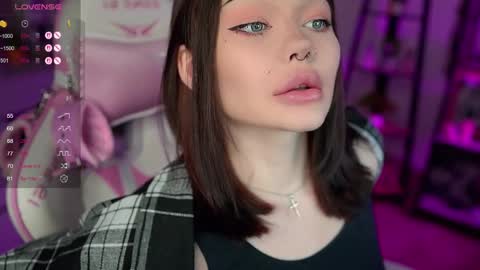 Nika online show from 02/28/25, 10:50