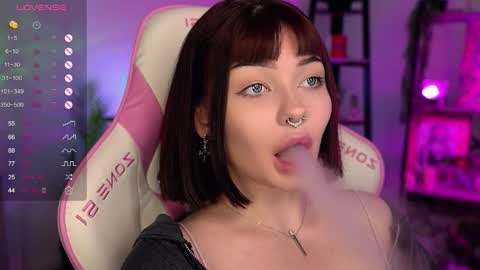 Nika online show from 09/15/25, 08:53