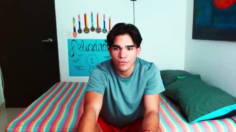 sebas online show from 11/12/25, 08:08