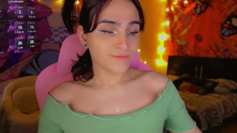 babysofix_ online show from 09/21/25, 09:16