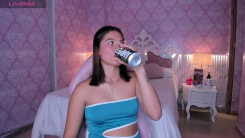 Sophie online show from 03/29/26, 03:28