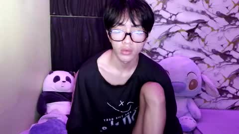 Snapshot of babytwinkxxxx chatting on 06/06/26, 04:44 babytwinkxxxx online show from 06/06/26, 04:44