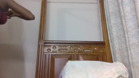 babytylerr online show from 11/16/25, 06:02