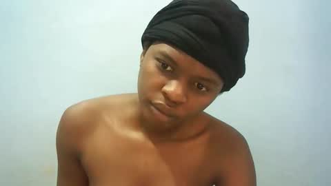 Zuri online show from 02/21/26, 08:37