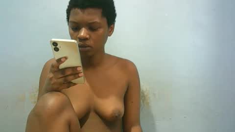 Zuri online show from 02/24/26, 08:12