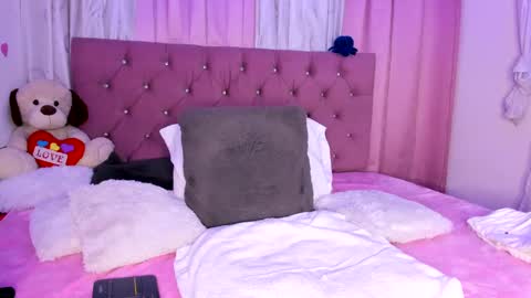 Thaliana online show from 01/15/25, 09:13