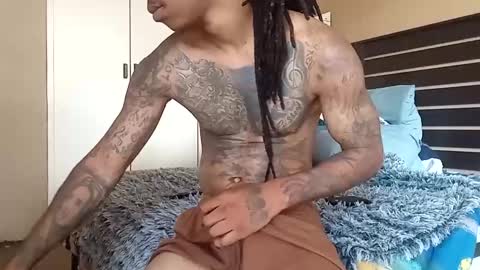 Snapshot of bad_dawgg chatting on 12/05/24, 06:10 rastafaria online show from 12/05/24, 06:10