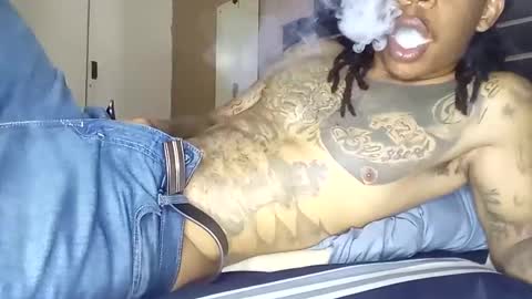 Snapshot of bad_dawgg chatting on 03/02/25, 04:21 rastafaria online show from 03/02/25, 04:21