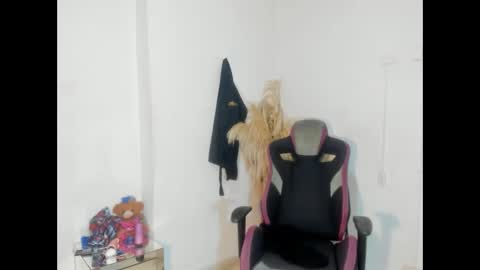 bad_girl_deluxe online show from 11/01/25, 05:04