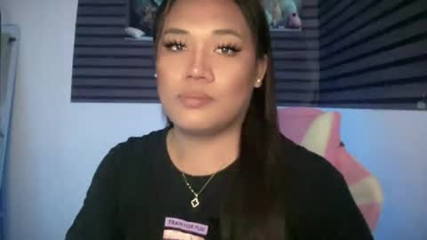 Snapshot of bad_kitty_amara chatting on 06/11/26, 12:32 AMARA - FOLLOW ME AND THUMBS UP online show from 06/11/26, 12:32