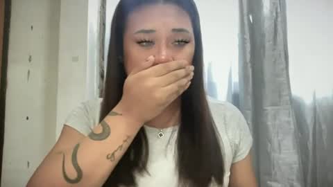 Snapshot of bad_kitty_amara chatting on 06/11/26, 11:47 AMARA - FOLLOW ME AND THUMBS UP online show from 06/11/26, 11:47