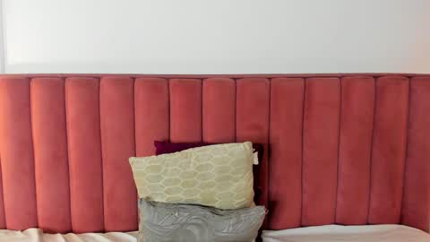 bad_queen22 online show from 11/27/25, 01:07