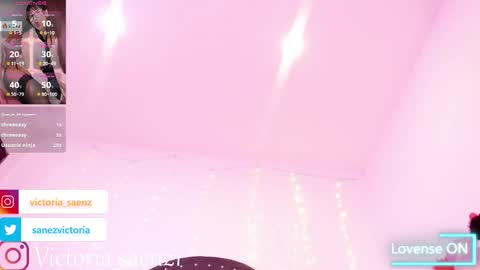 Victoria online show from 12/21/25, 03:19