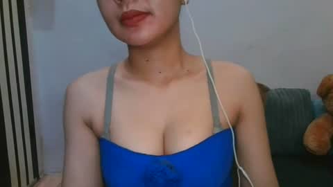 tricia online show from 07/04/26, 01:01
