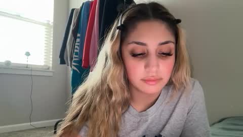 badbihdani18 online show from 05/20/26, 02:29