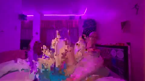 Snapshot of baddieprettypussy chatting on 04/19/26, 03:11 baddieprettypussy online show from 04/19/26, 03:11