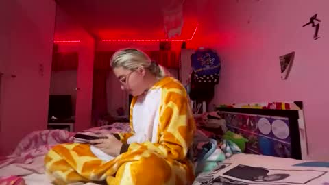 Snapshot of baddieprettypussy chatting on 05/31/26, 11:28 baddieprettypussy online show from 05/31/26, 11:28