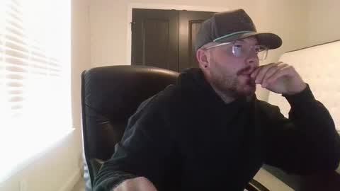 Snapshot of baddydaddy23 chatting on 09/29/25, 06:57 Jon online show from 09/29/25, 06:57